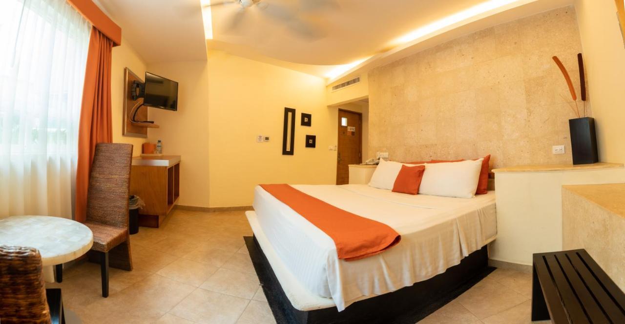 Artisan Playa Esmeralda Family Beach Hotel Playa Chachalacas エクステリア 写真