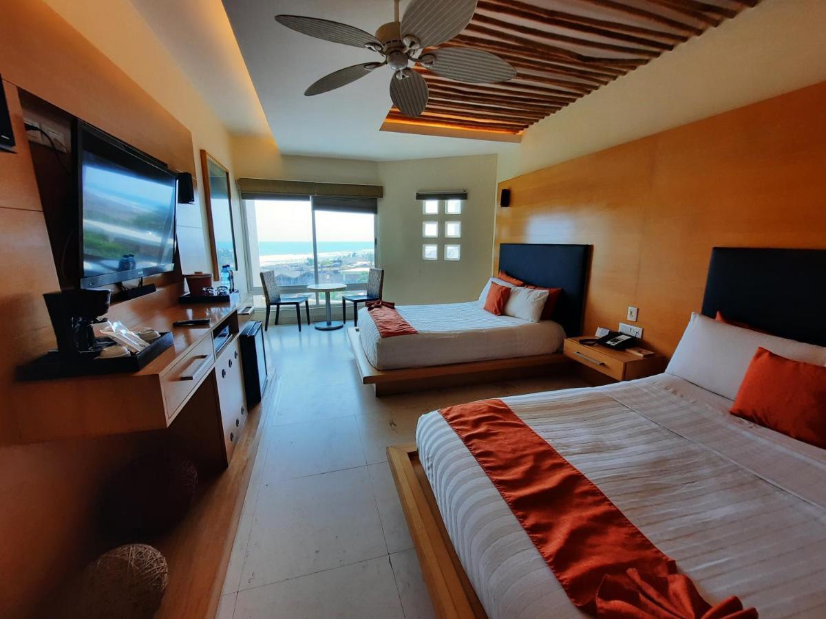 Artisan Playa Esmeralda Family Beach Hotel Playa Chachalacas エクステリア 写真