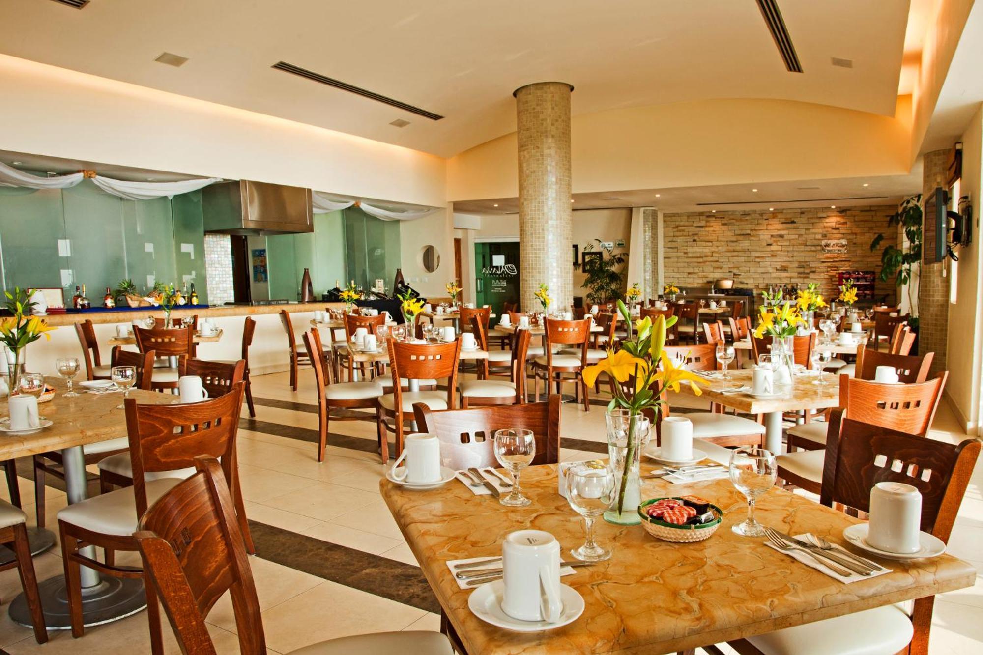 Artisan Playa Esmeralda Family Beach Hotel Playa Chachalacas エクステリア 写真