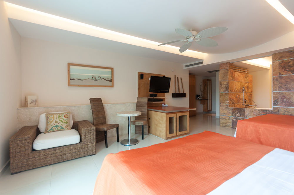 Artisan Playa Esmeralda Family Beach Hotel Playa Chachalacas エクステリア 写真